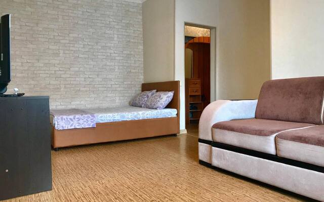 Rukavishnikova 9 Dvuhkomnatnye apartamenty v tsentre