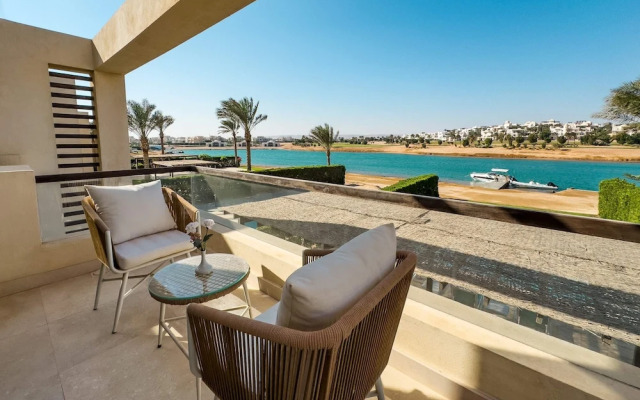 Xuru Stays I Sundown Symphony 4mbdr Villa @ Joubal El Gouna