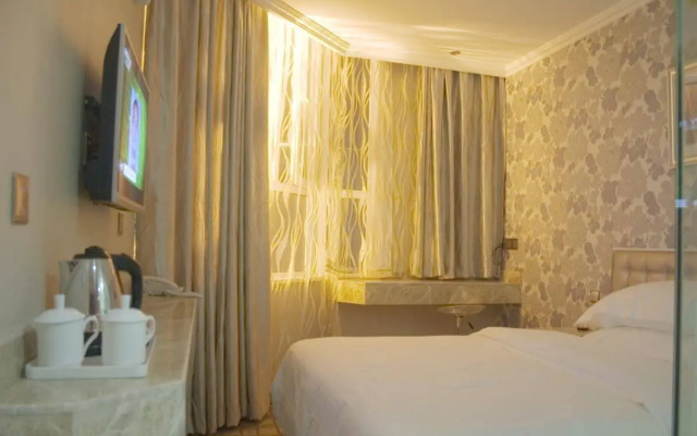 Yi Jia City Hotel