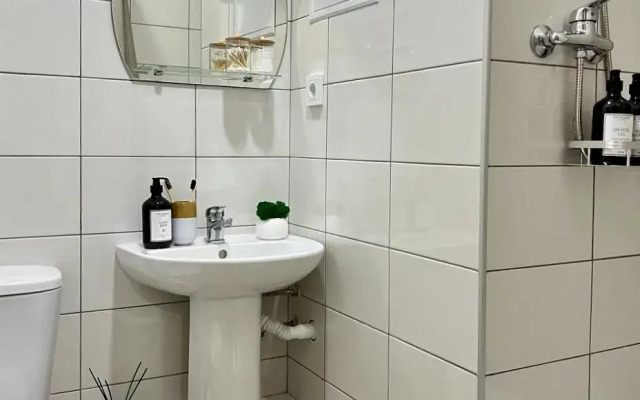 Хэппи Пипл на ул. Генерала Дьяконова, д.3