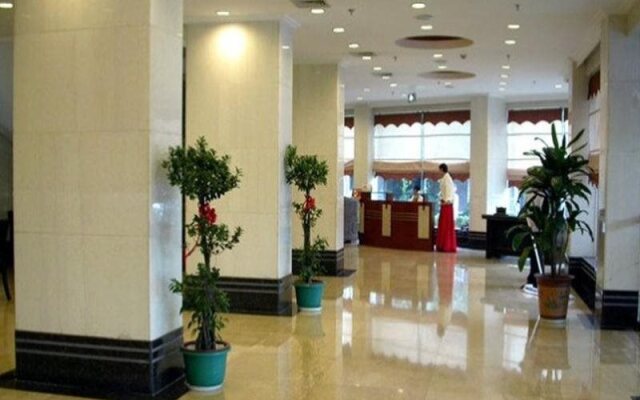Yi Wu Bai Rui Hotel