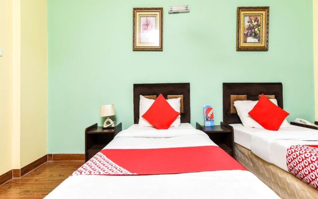 Sweet Palace Hotel by OYO Rooms