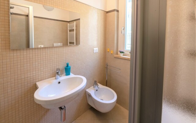 Elegante Trilocale Marconi Prima Fila Mare