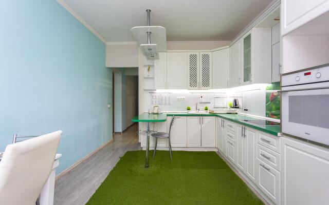 Moment House on Ilyinsky Boulevard 7