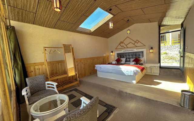 Pangong Heritage Camp