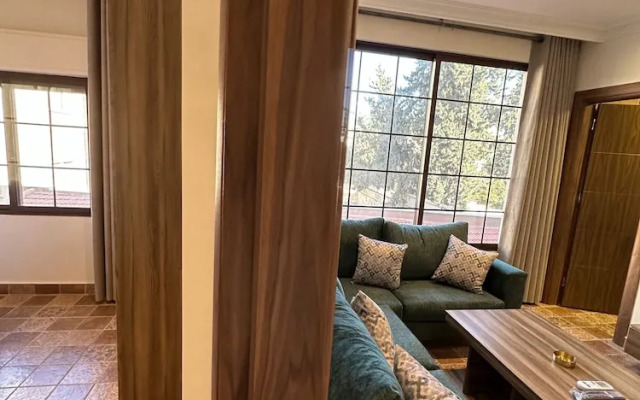 12 Antica Jabal Al Lweibdeh