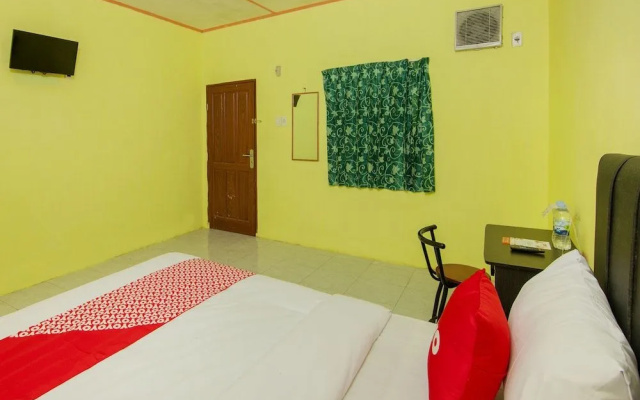 OYO 1701 Bagus Inn – Guest Rooms – Berastagi