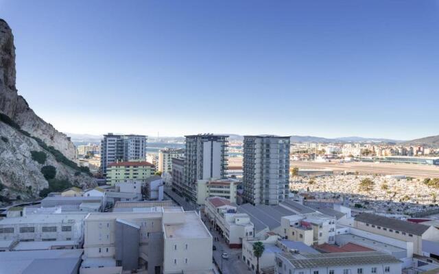 Great Studio with View-Hosted by Sweetstay
