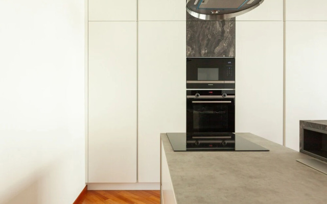 Larga - 1446 - Milan - HLD 37319