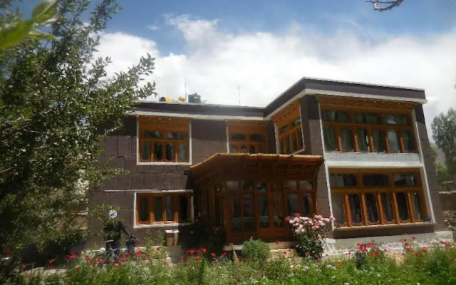 Sangto Green Guest House