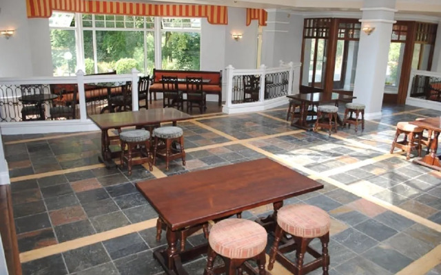 Greenway Manor Hotel