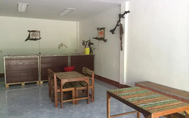 Domingo Hostel Phangan
