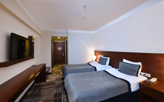 Tiara Thermal & Spa Hotel