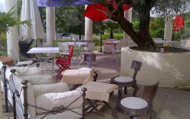 Hôtel Balladins Lyon Est