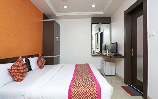 OYO 1552 Hotel Midland