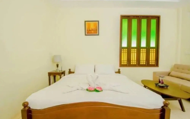 Karnie Cheer Pool Villa & Resort Pattaya