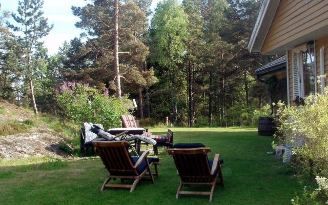 6 Person Holiday Home in Dalaro