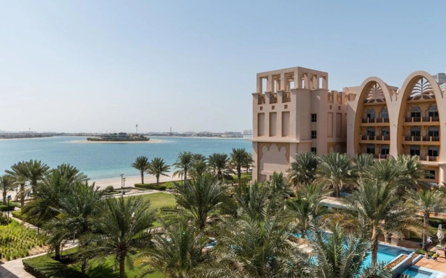 Luxury Seaview King 1BR in Sarai, Palm Jumeirah