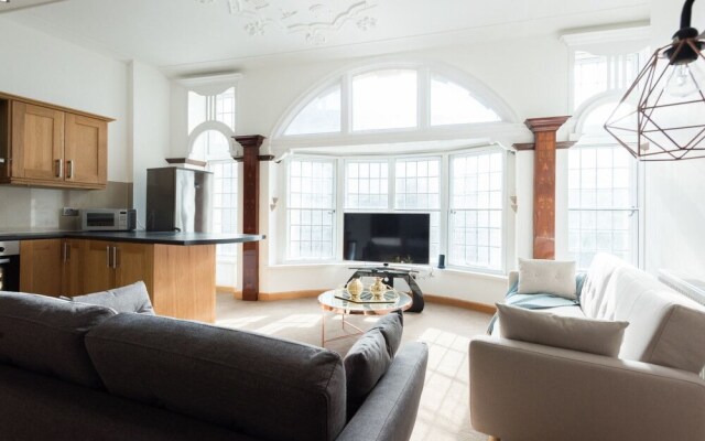 Spacious 3 bed apartment in Bristol City Centre