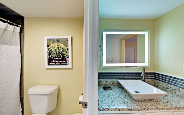 122 Sea Breeze - Sutdio Condo