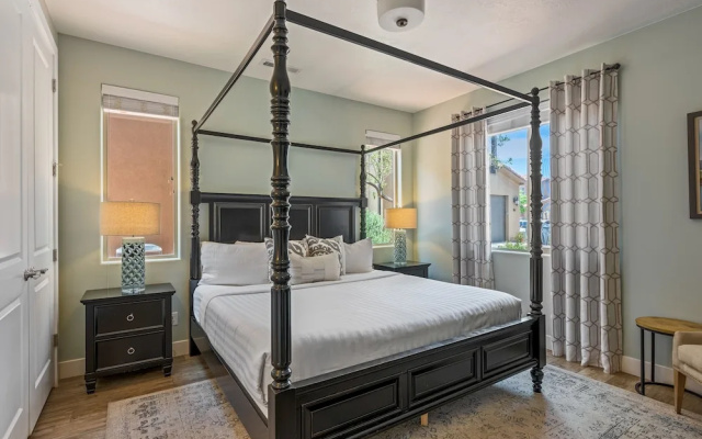 Elite Retreat #87 7 Bedroom Townhouse