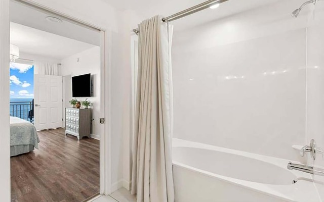 Splash 1902e - Cast-a-waves