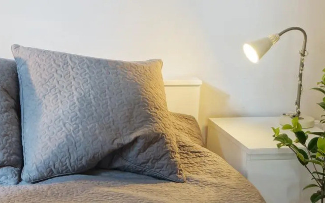 Balcony Flat Promenade