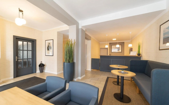 Comfort Hotel Tom Kyle