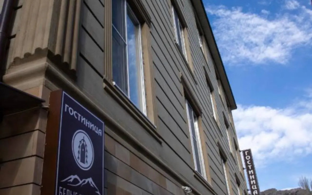 Белые Журавли