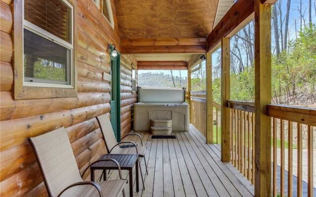 Emilys Hideaway - Four Bedroom Cabin