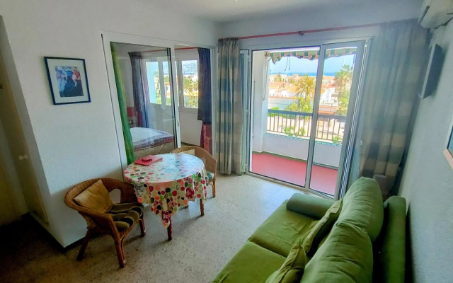 Summer Breeze Apartment