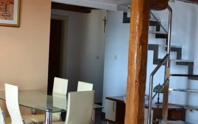 Apartments Karlo