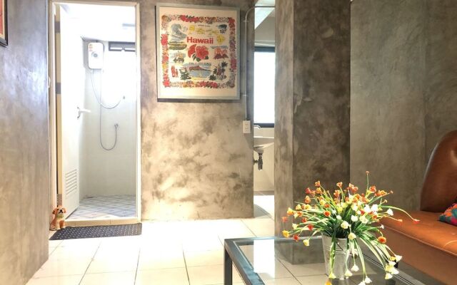 B168 Bed And More Hostel