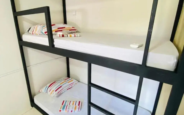 O Hostel