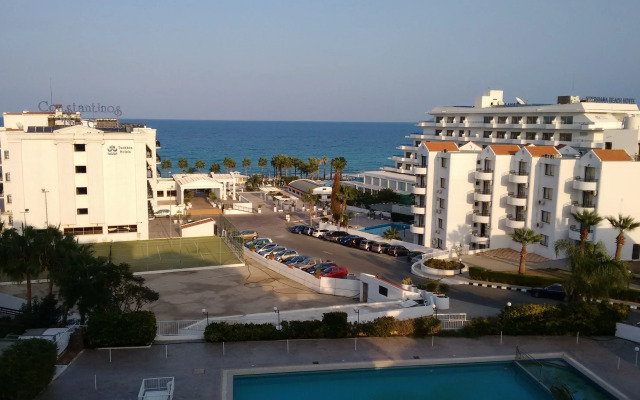 Vrissaki Hotel Apartments