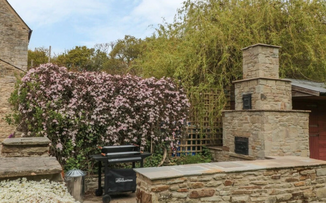 Worcester Lodge