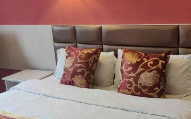 Shanghai Yifeng Select Hotel