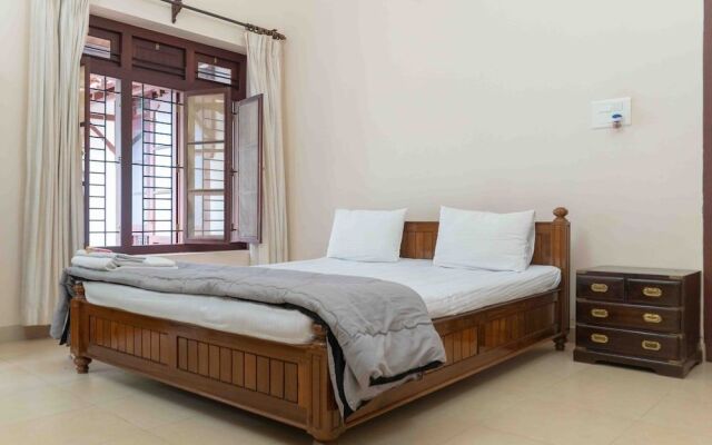 Crystal Homestay by Vista Rooms