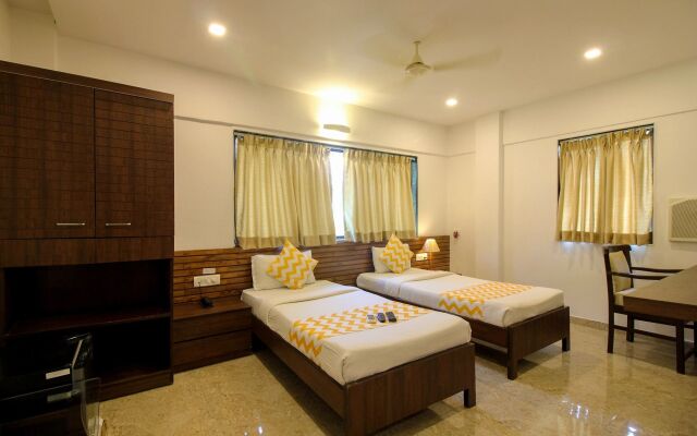 FabHotel Swamini Niwas Malad East