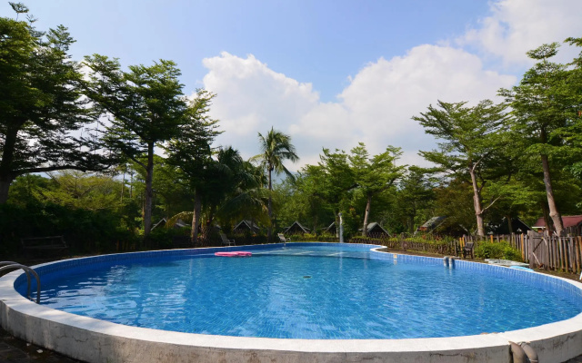 Atunas Holiday Country Resort