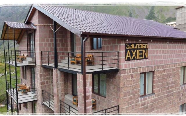 Hotel Axien Kazbegi