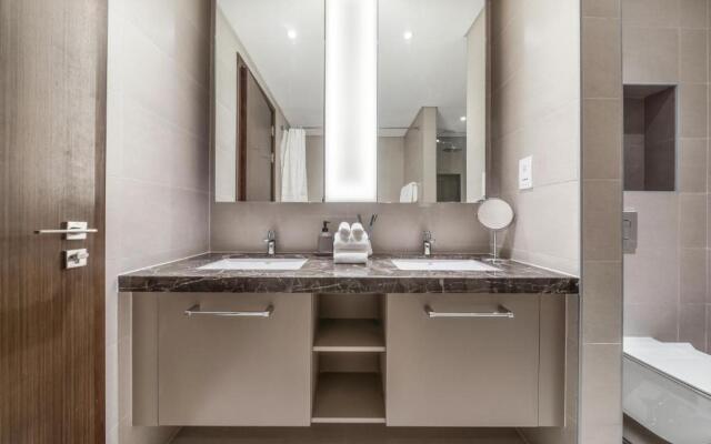 Monty - High-End Chic Apartment, Close to Burj Khalifa