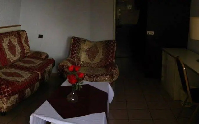 Ayaba Hotel