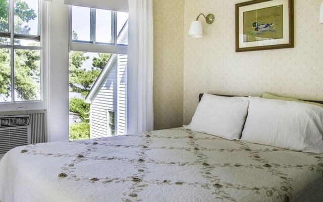 Wades Point Inn on the Bay