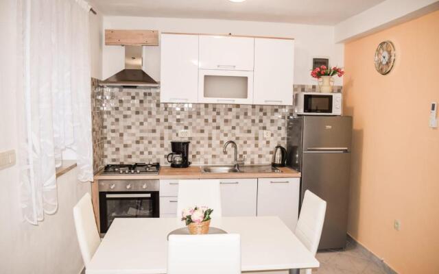 Studio apartman Moreno