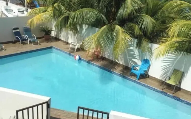 Hotel Boutique Marina Roatan