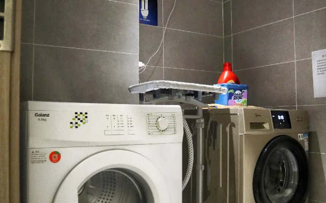 Hanting Hotel Chongqing Shapingba Railway Station Longhu Jinsha Tianjie