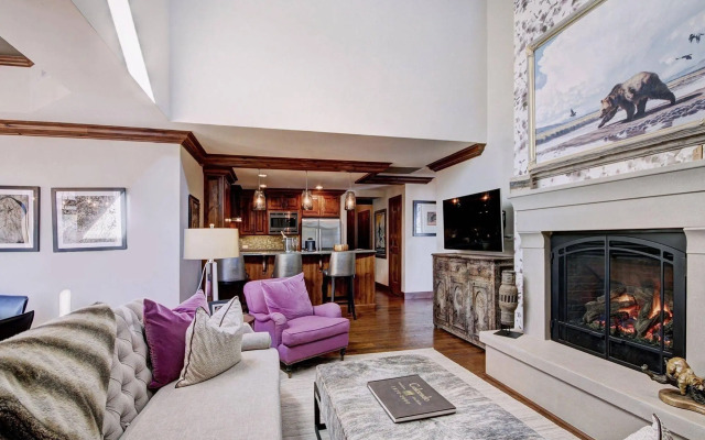 The Ritz-Carlton Club, Vail