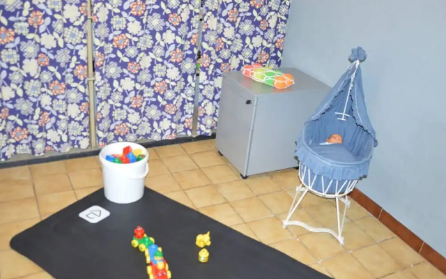 Charming Belgian Getaway, Vakantiewoning in Oudsbergen - 3 Bedrooms & Garden