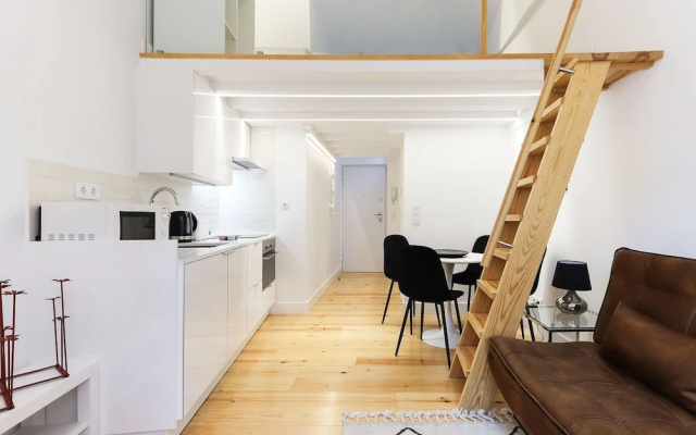 Charming Santos by Homing